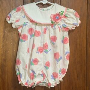 Vintage Floral Bubble Romper with Peter Pan Collar Size 6-9 Months